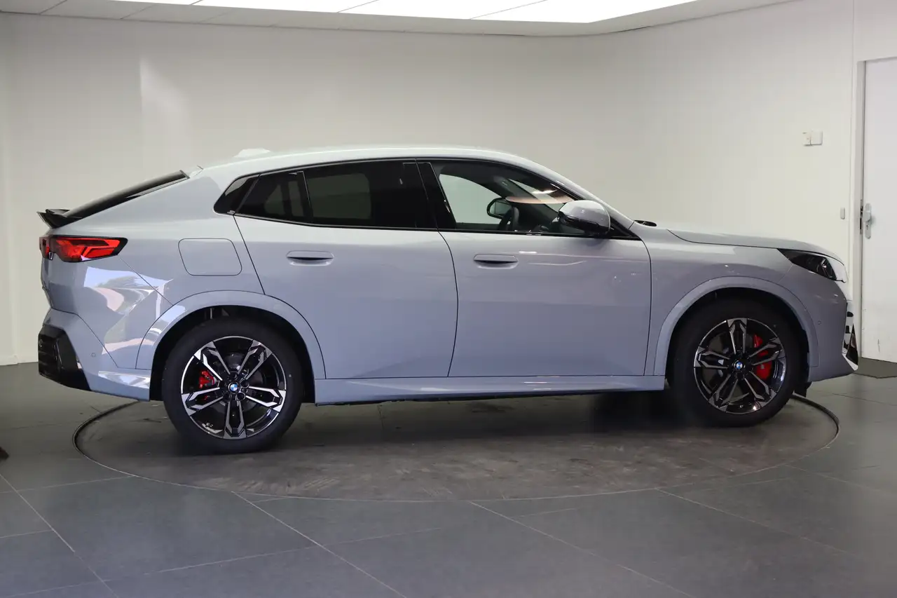 BMW iX2 2026
