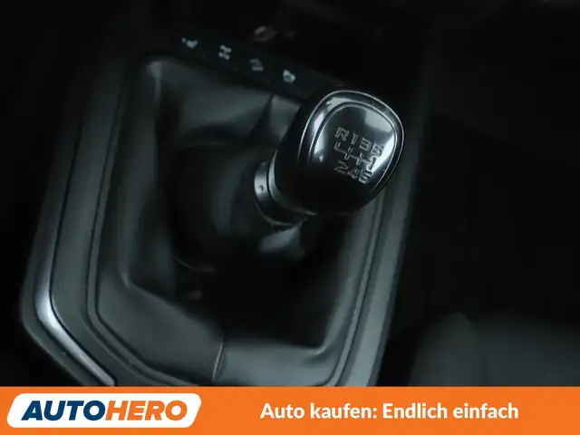 Isuzu D-Max view 23