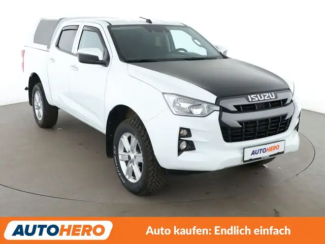Isuzu D-Max view 8
