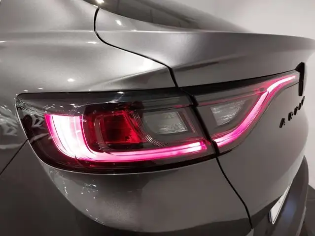 Renault Arkana view 8