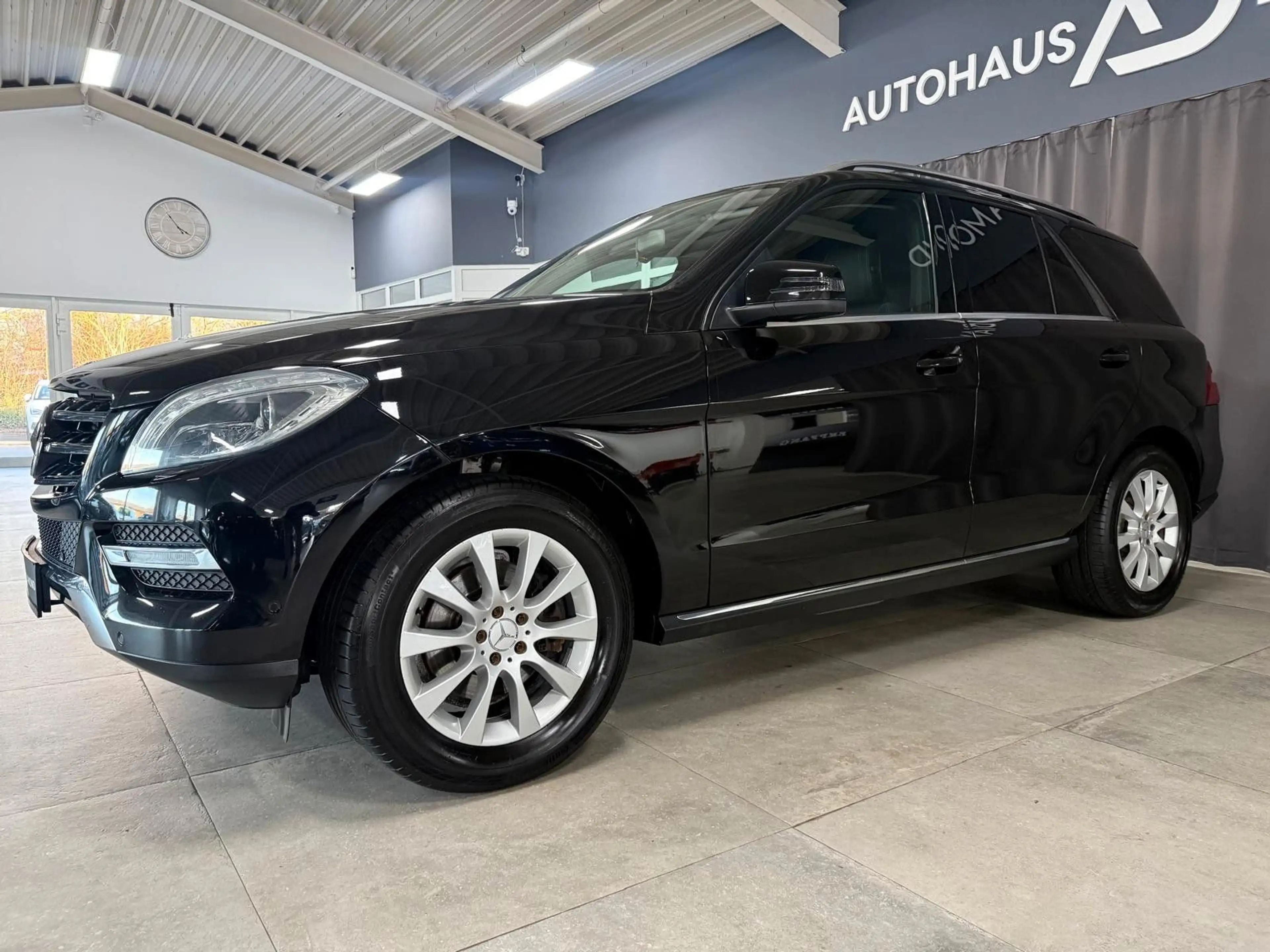 Mercedes-Benz ML 350 BlueTec* 4-MATIC * KAMERA * LUFTFAHRWERK * — photo 6
