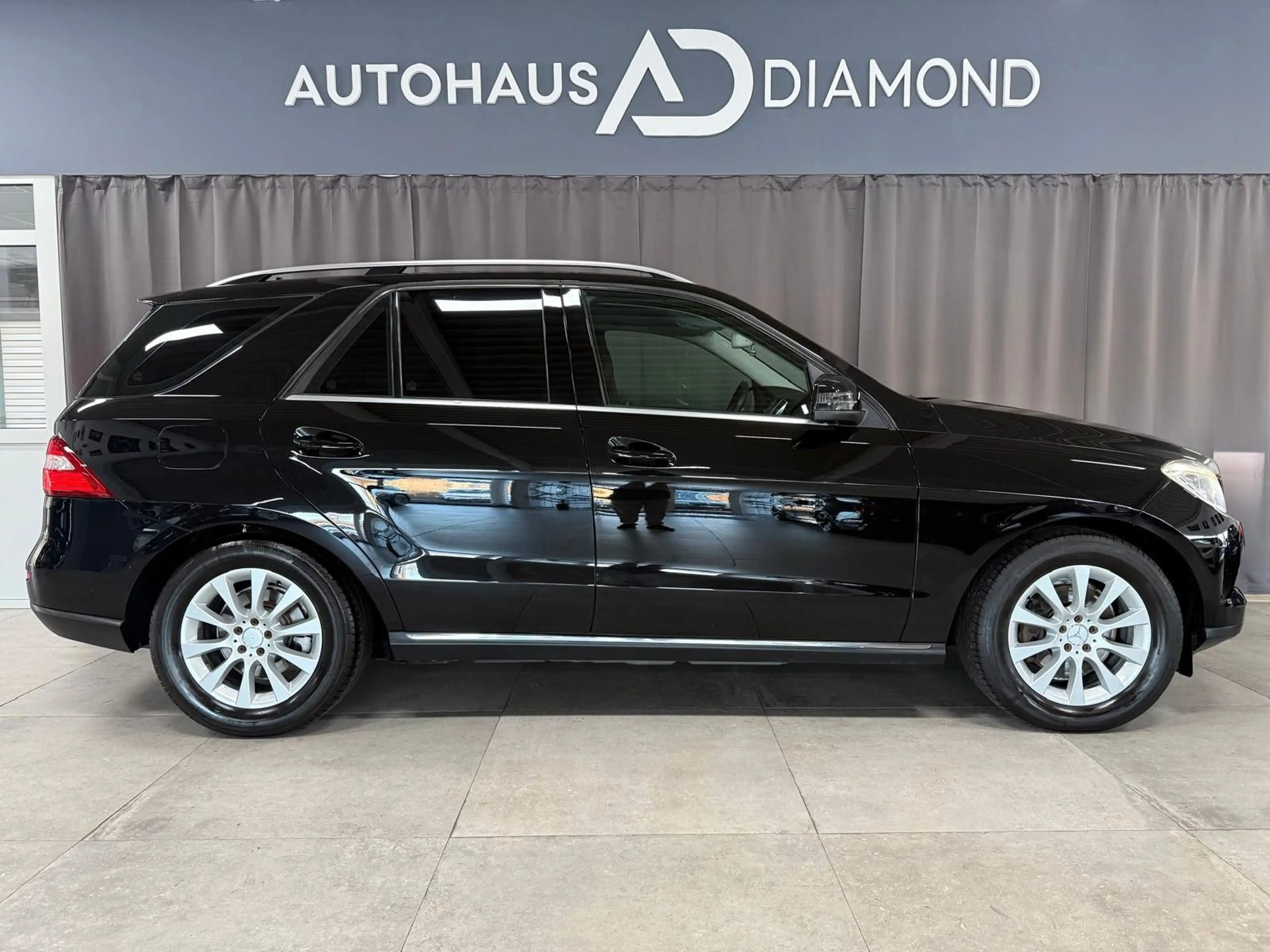 Mercedes-Benz ML 350 BlueTec* 4-MATIC * KAMERA * LUFTFAHRWERK * — photo 7