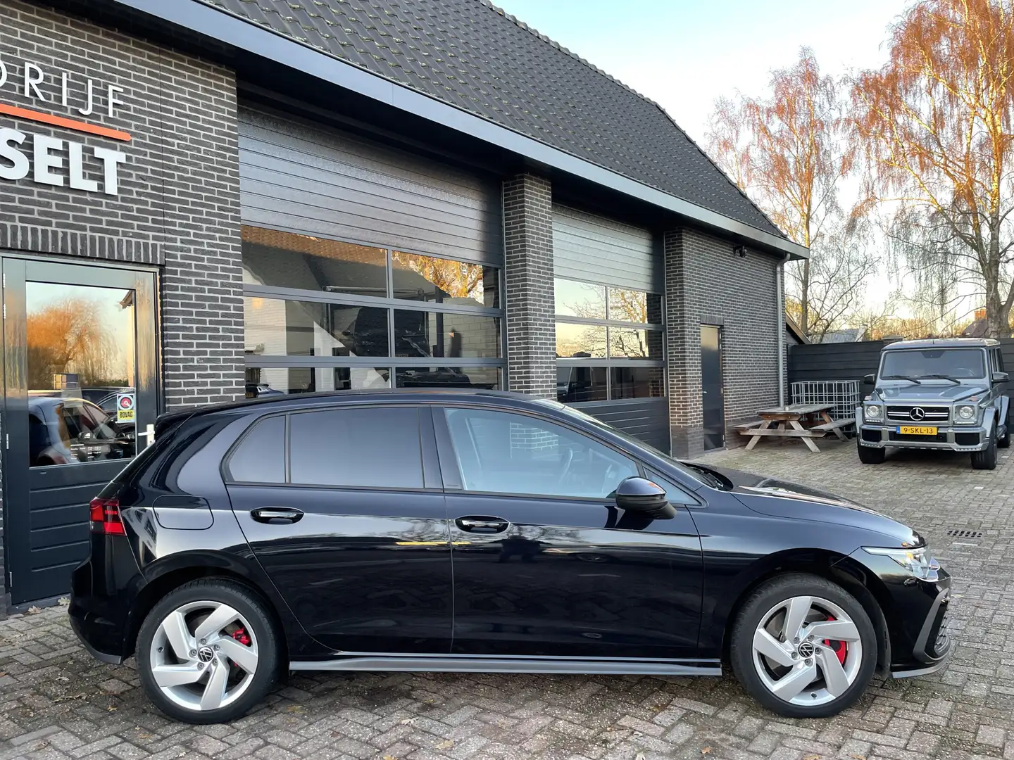 Volkswagen Golf GTE 1.4 eHybrid Navi , Clima , ACC Schwarz - 2