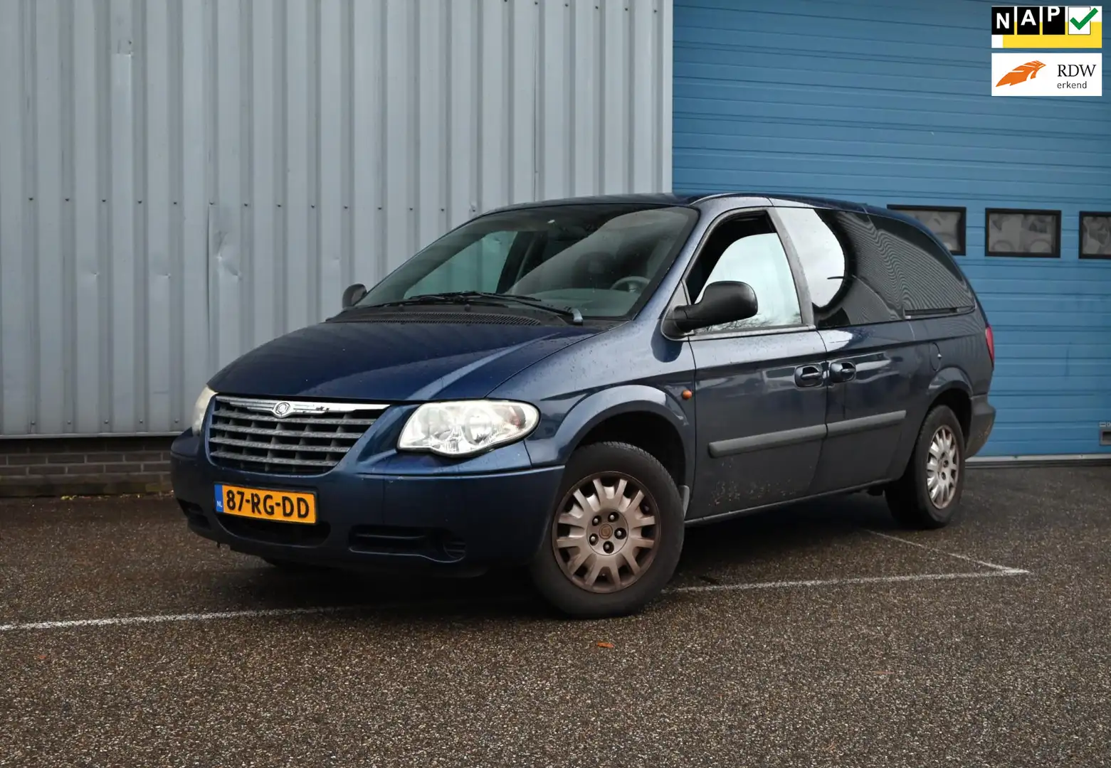 Chrysler Grand Voyager 3.3i V6 SE Luxe Aut. 7 Persoons Airco Cruise Contr Blauw - 1