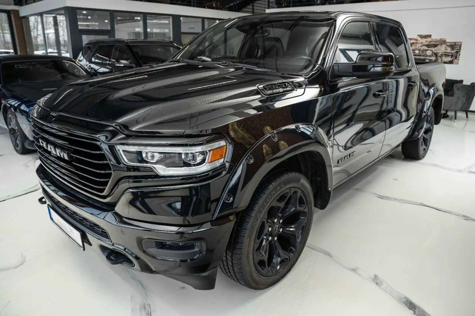 Dodge RAM 5,7 Limited LCD/ACC/LUFT/VOLL Schwarz - 1