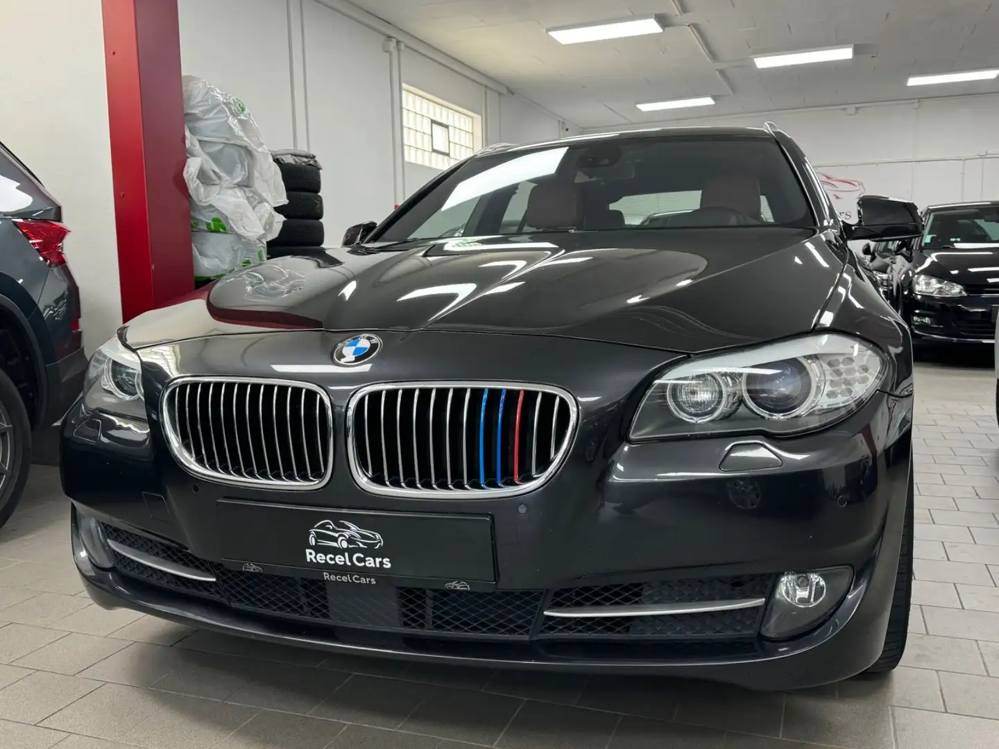 BMW 530 i Touring*Navi*Leder*Head Up*Soft Close*RFK* Gris - 1