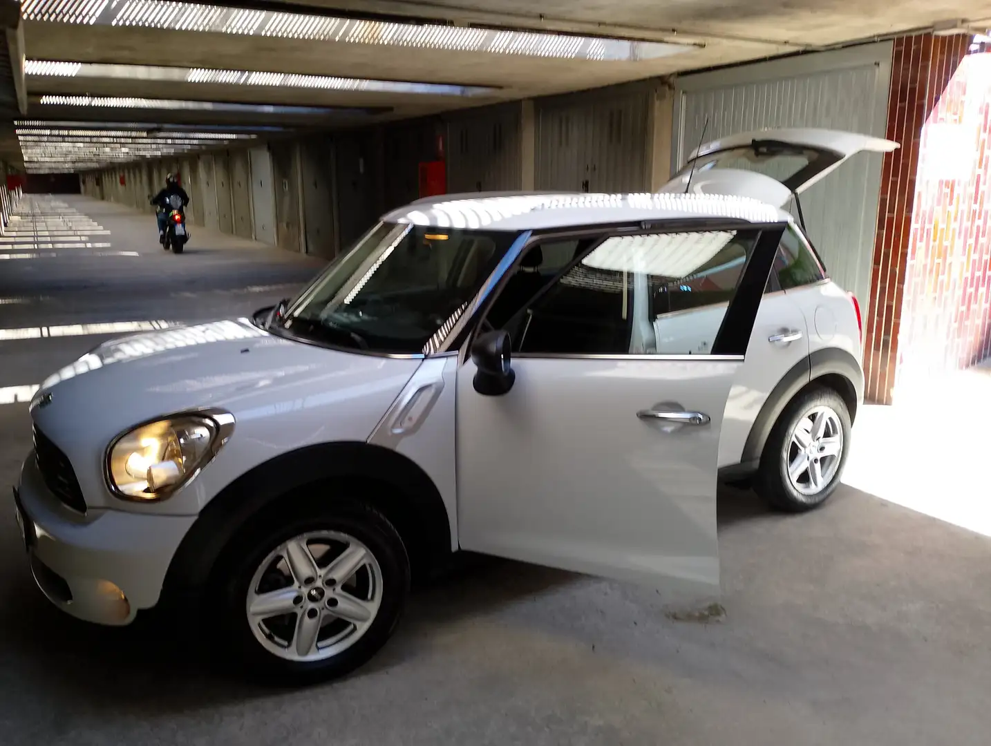 MINI One Countryman Mini Countryman R60 1.6 Biały - 1