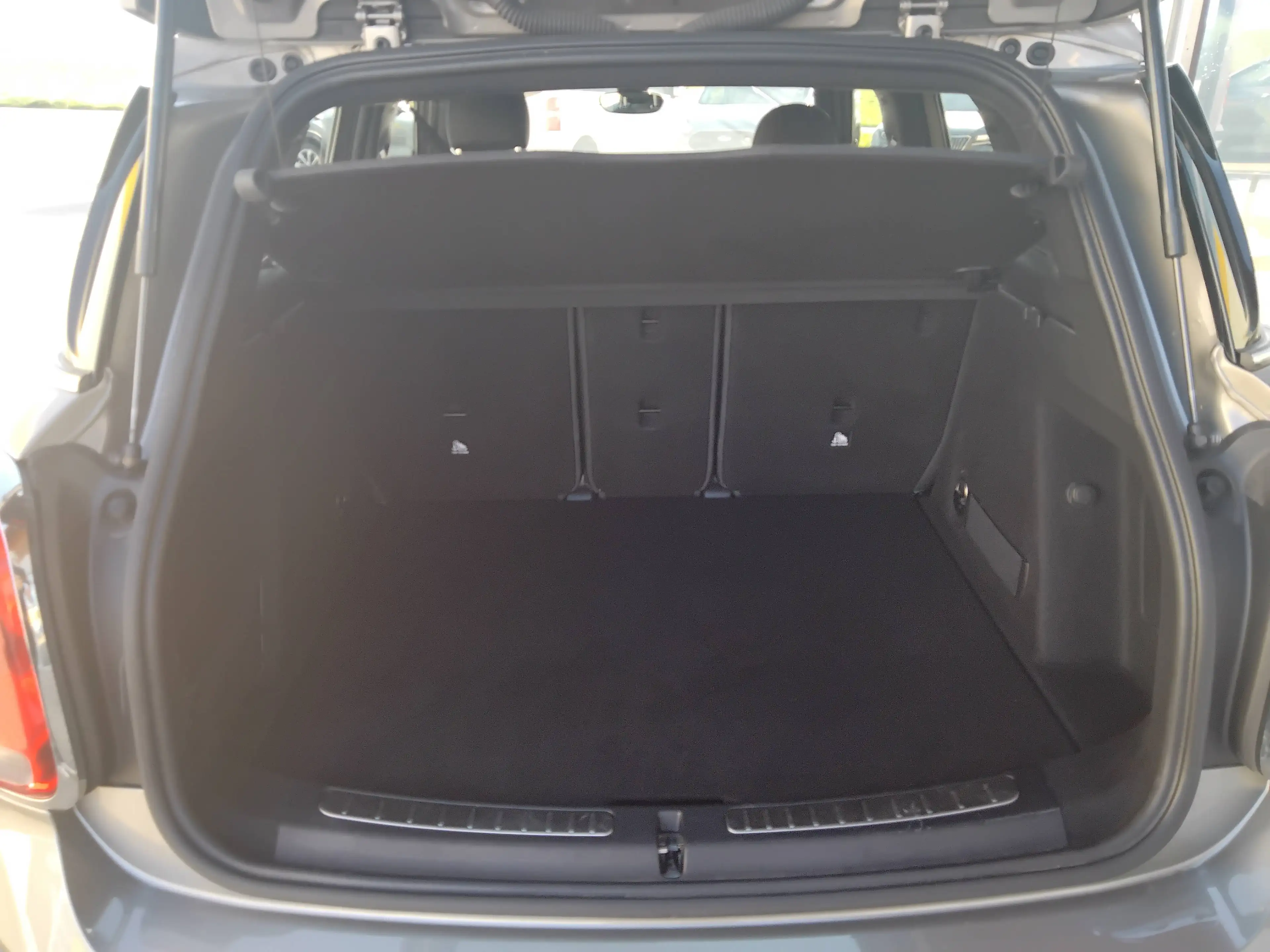 MINI One Countryman One — photo 15
