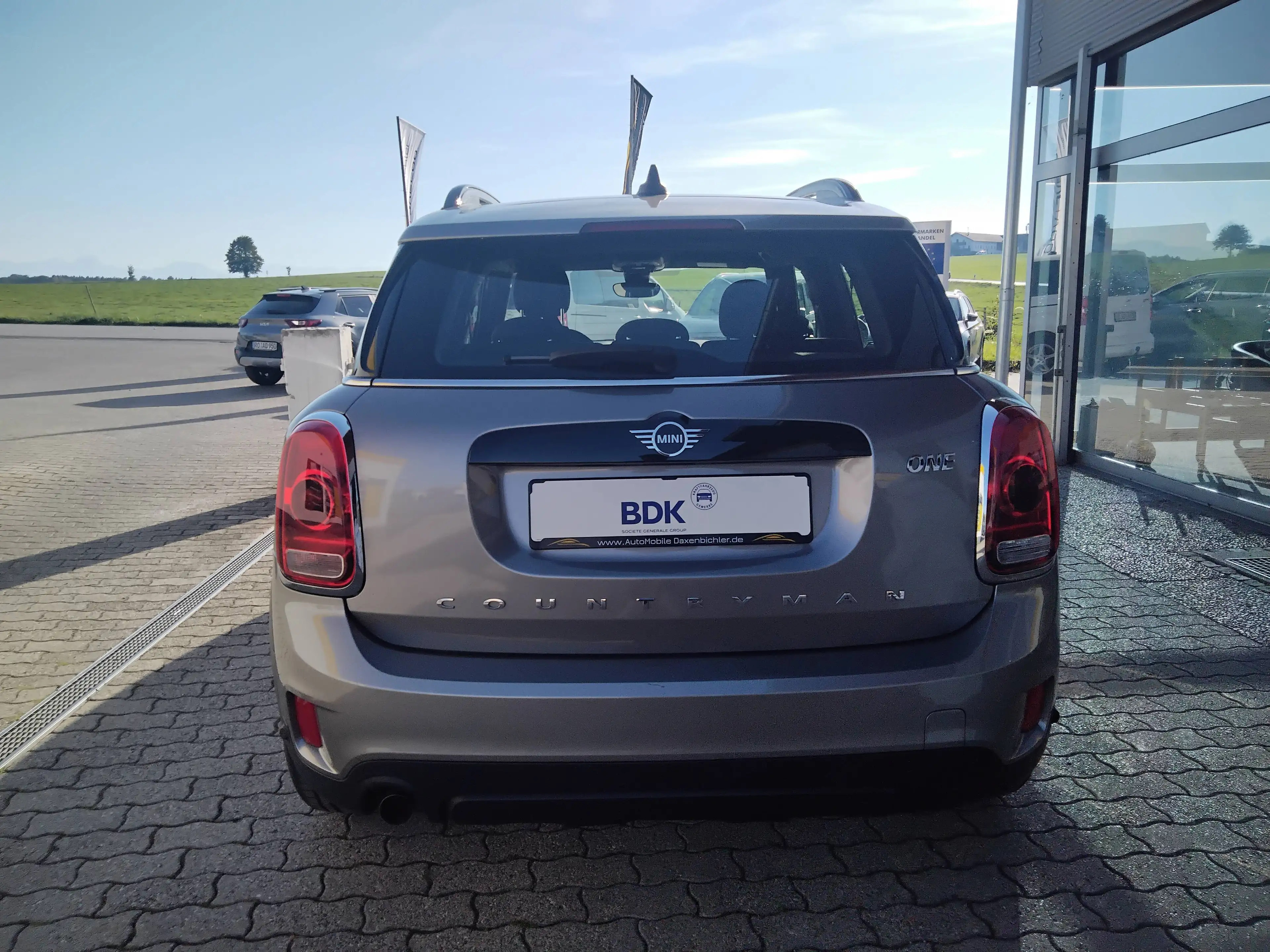 MINI One Countryman One — photo 13