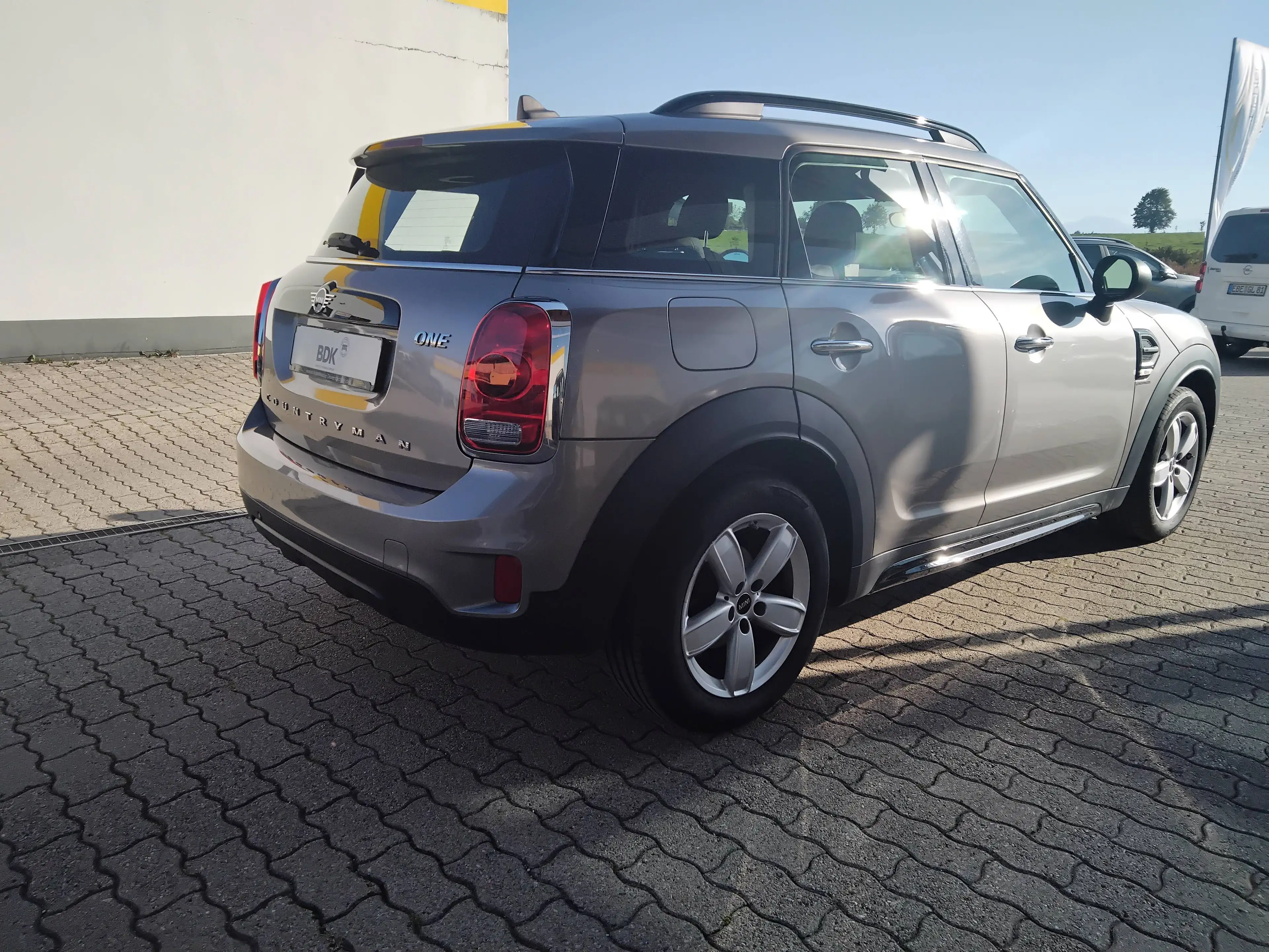 MINI One Countryman One — photo 5