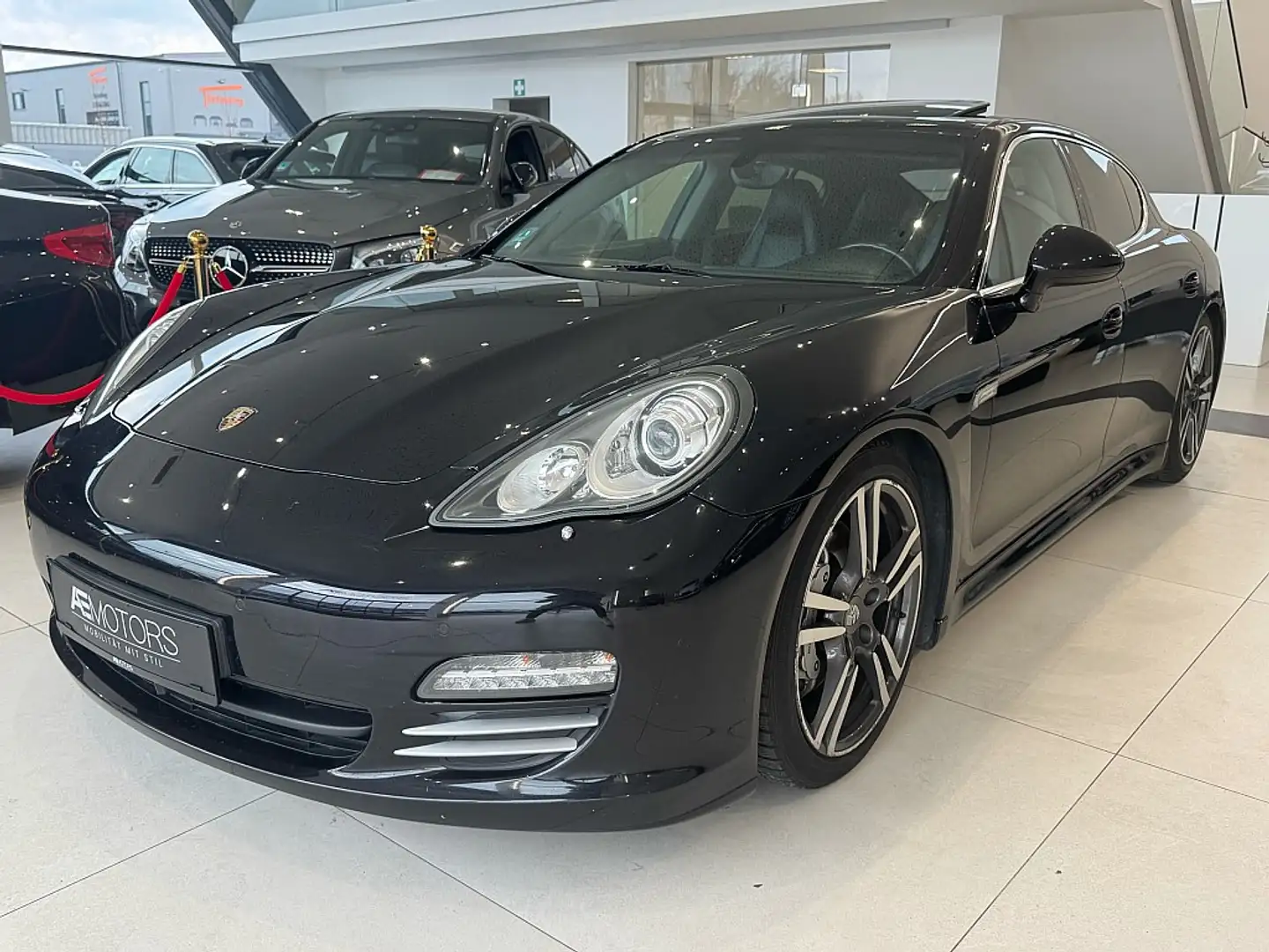 Porsche Panamera 4 S DSG*VOLL*KREDIT*SPORTAUSPUFF*SBD* Schwarz - 2