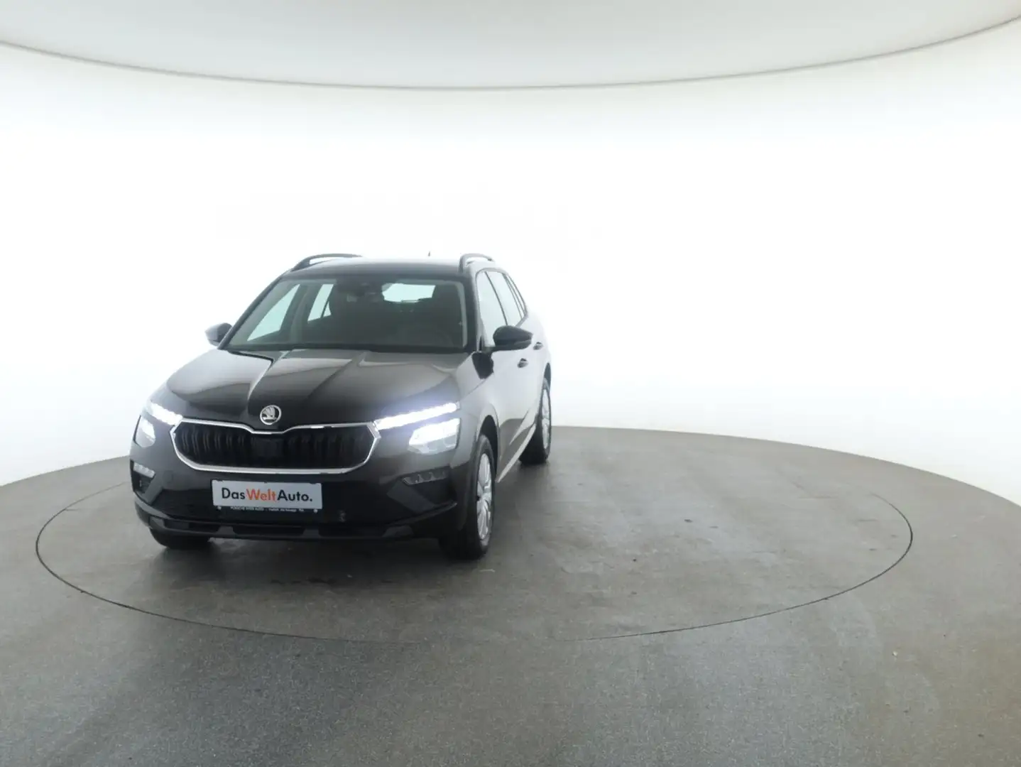 Skoda Kamiq Essence TSI DSG Schwarz - 2