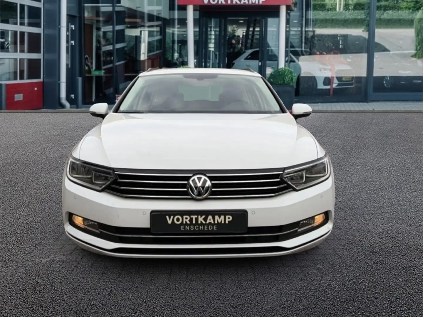 Volkswagen Passat Variant 1.4 TSI COMFORTLINE TREKHAAK/NAVI/PDC/CRUISE Wit - 2