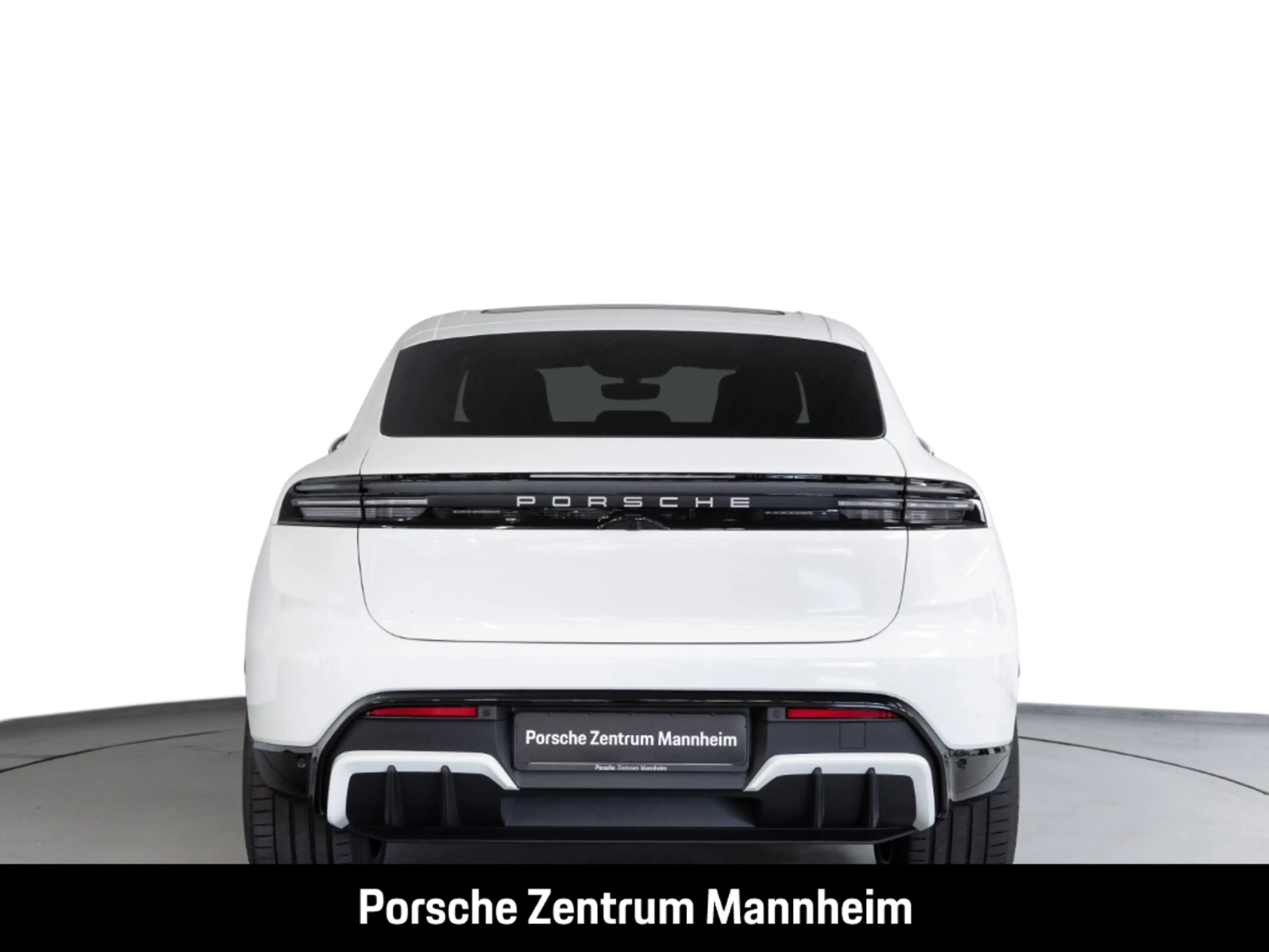 Porsche Macan Pano SportDesign Luftfederung 360°Abstandstempomat — photo 7