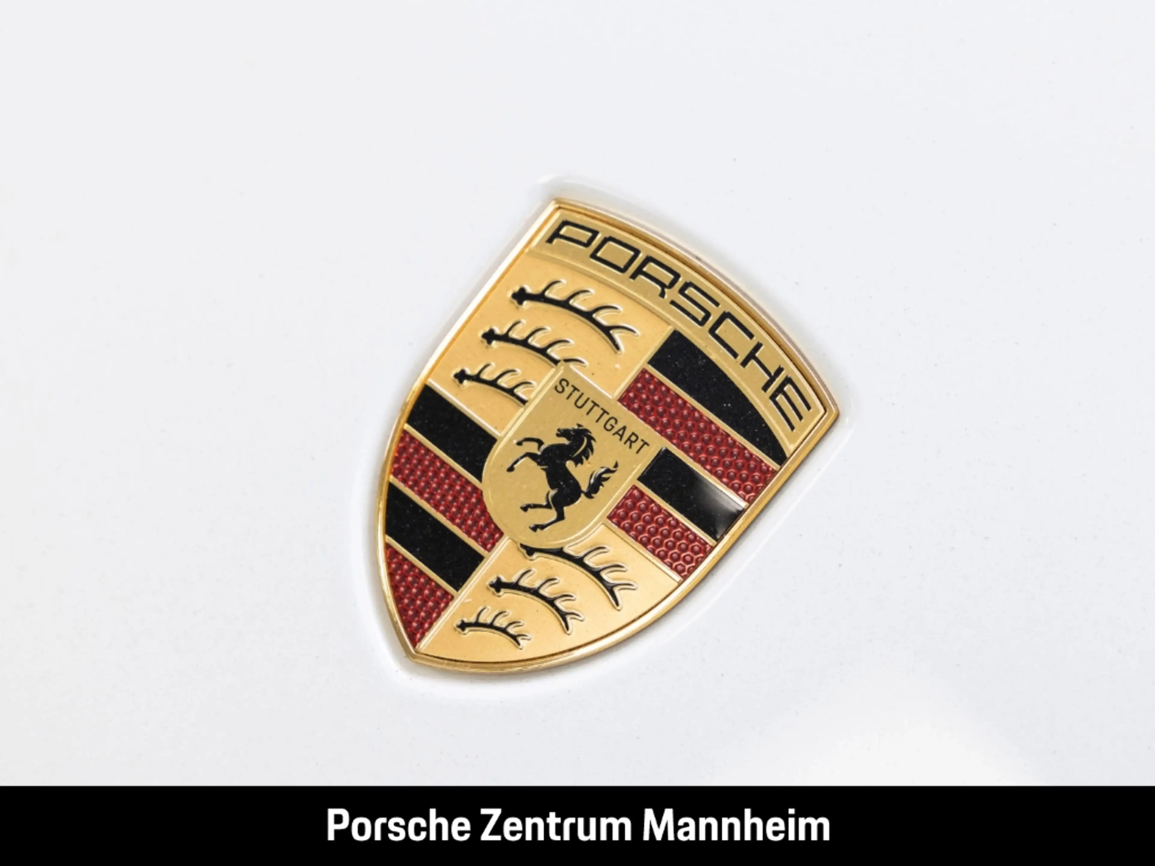 Porsche Macan Pano SportDesign Luftfederung 360°Abstandstempomat — photo 12