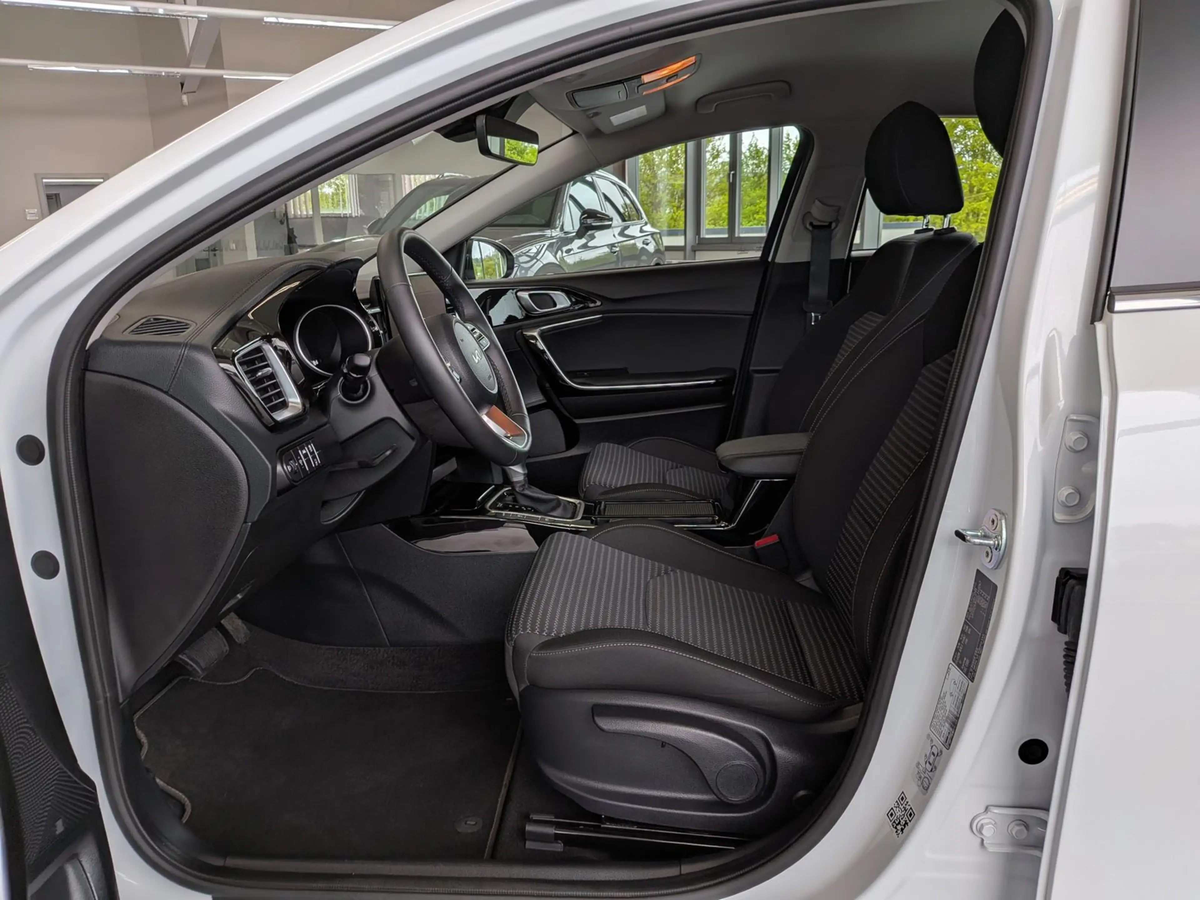 Kia Ceed / cee'd 1.5 DCT Spirit LED JBL Cam 7J-Gar. — photo 11