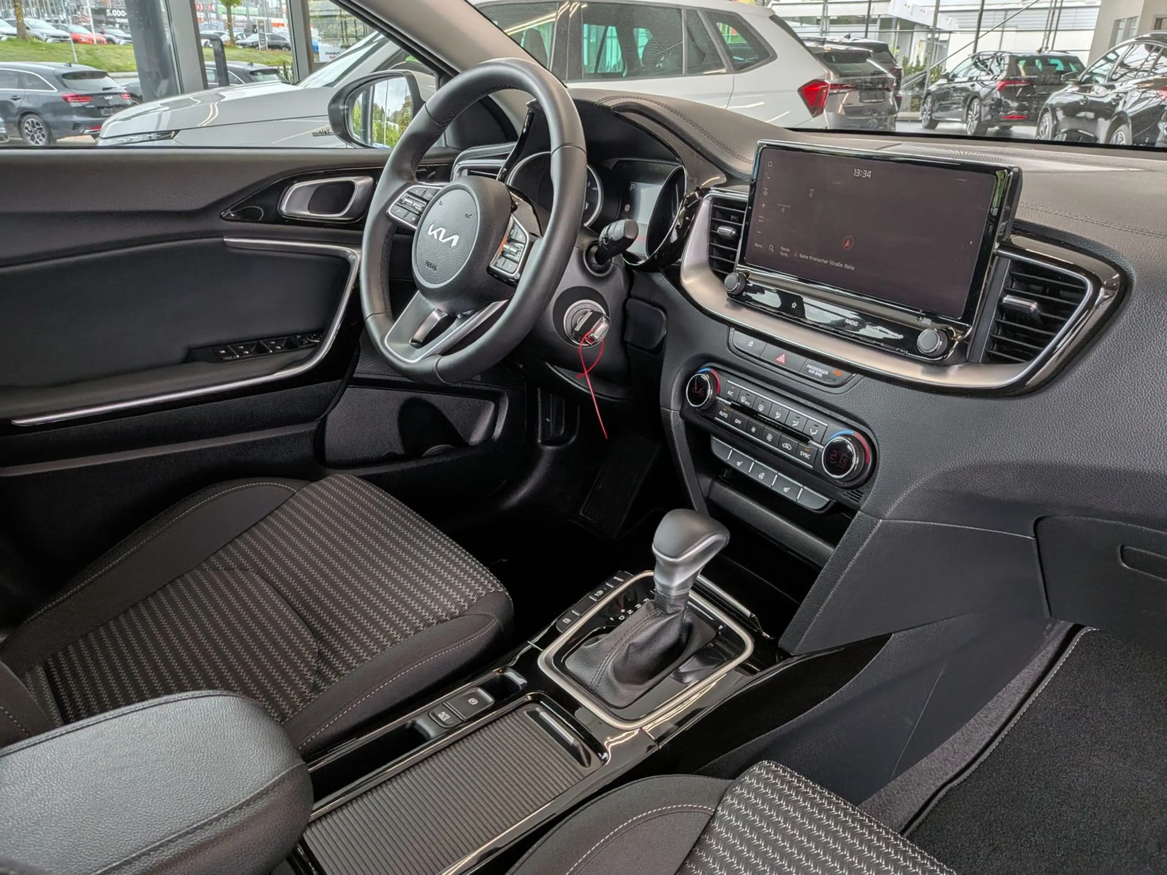 Kia Ceed / cee'd 1.5 DCT Spirit LED JBL Cam 7J-Gar. — photo 10
