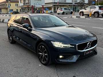 V60 2.0 b4 Momentum Business Pro auto