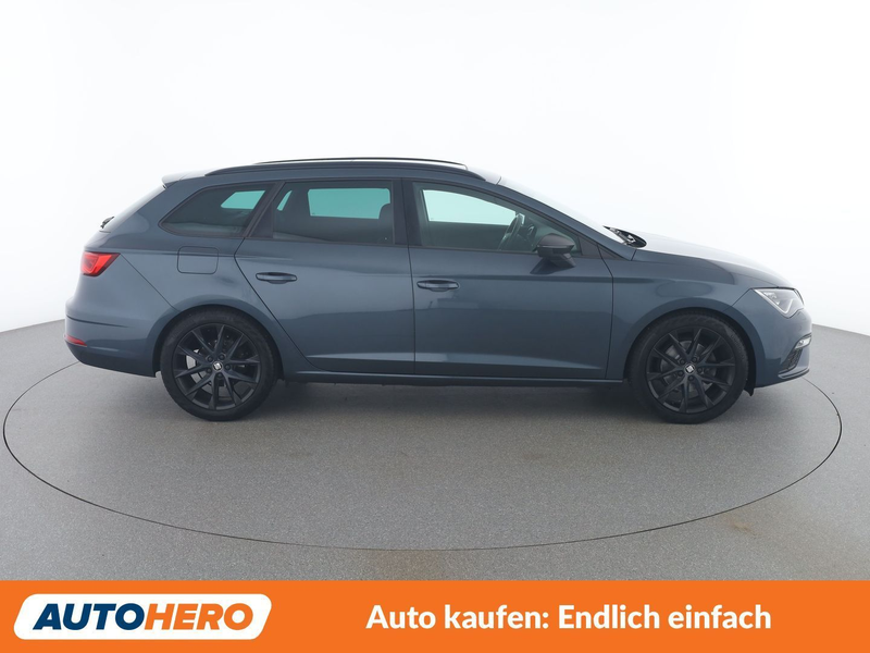 SEAT Leon 1.5 TSI ACT FR Black Edition Plus — photo 7