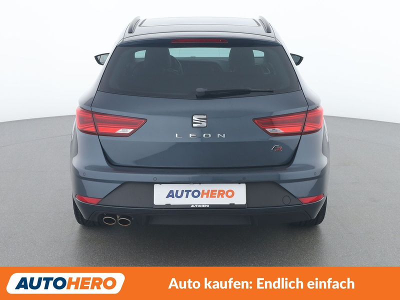 SEAT Leon 1.5 TSI ACT FR Black Edition Plus — photo 5