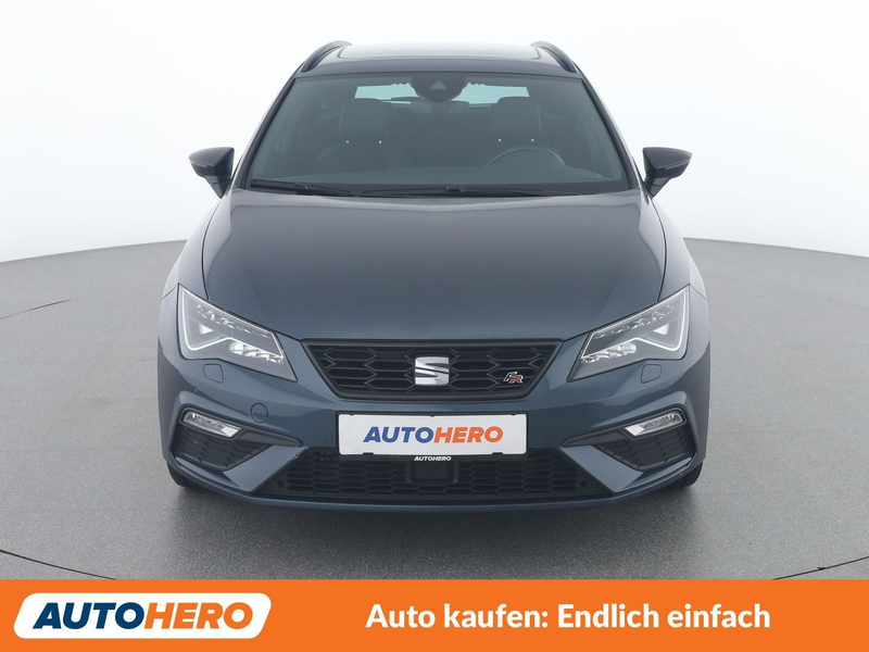 SEAT Leon 1.5 TSI ACT FR Black Edition Plus — photo 9
