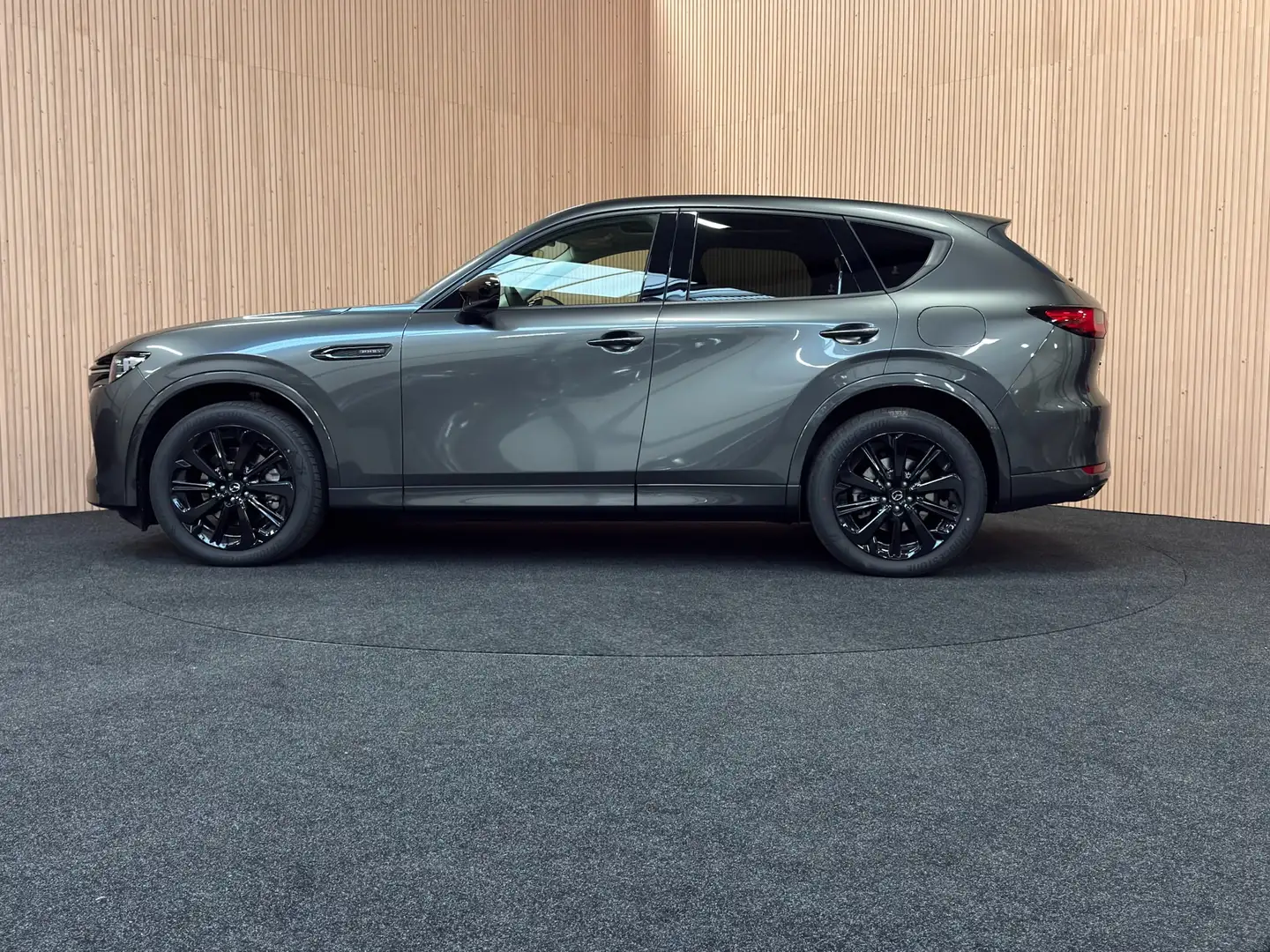 Mazda CX-60 CX-60 AWD PHEV Aut. HOMURA PLUS | Pano| AHK| Nieuw Grigio - 2