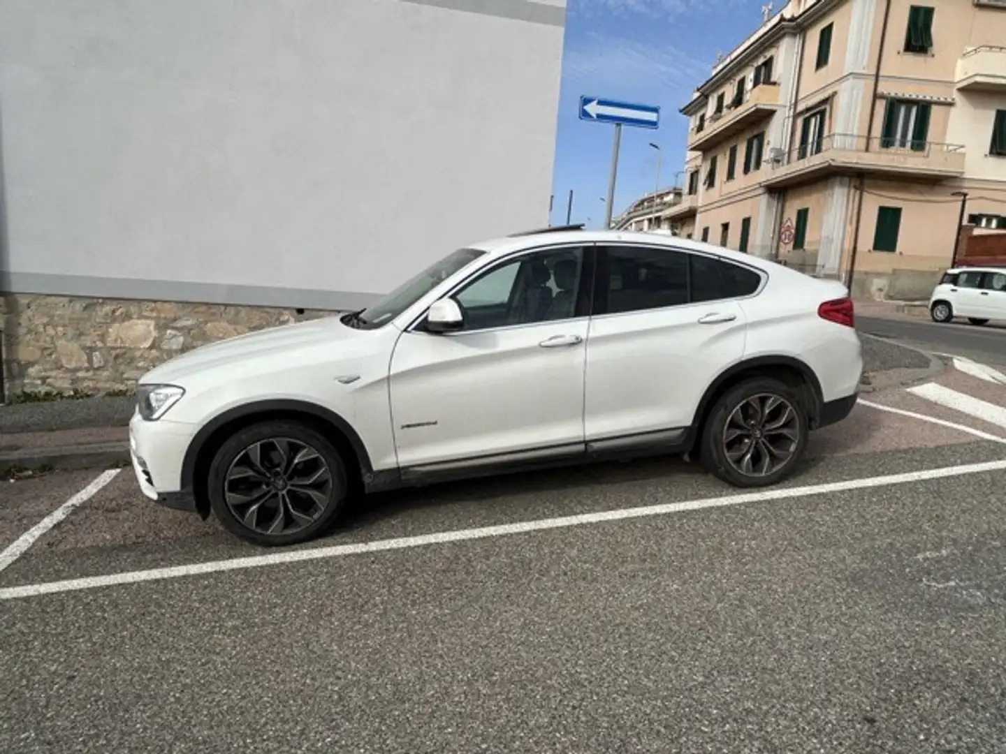 BMW X4 xdrive20d xLine auto - 1