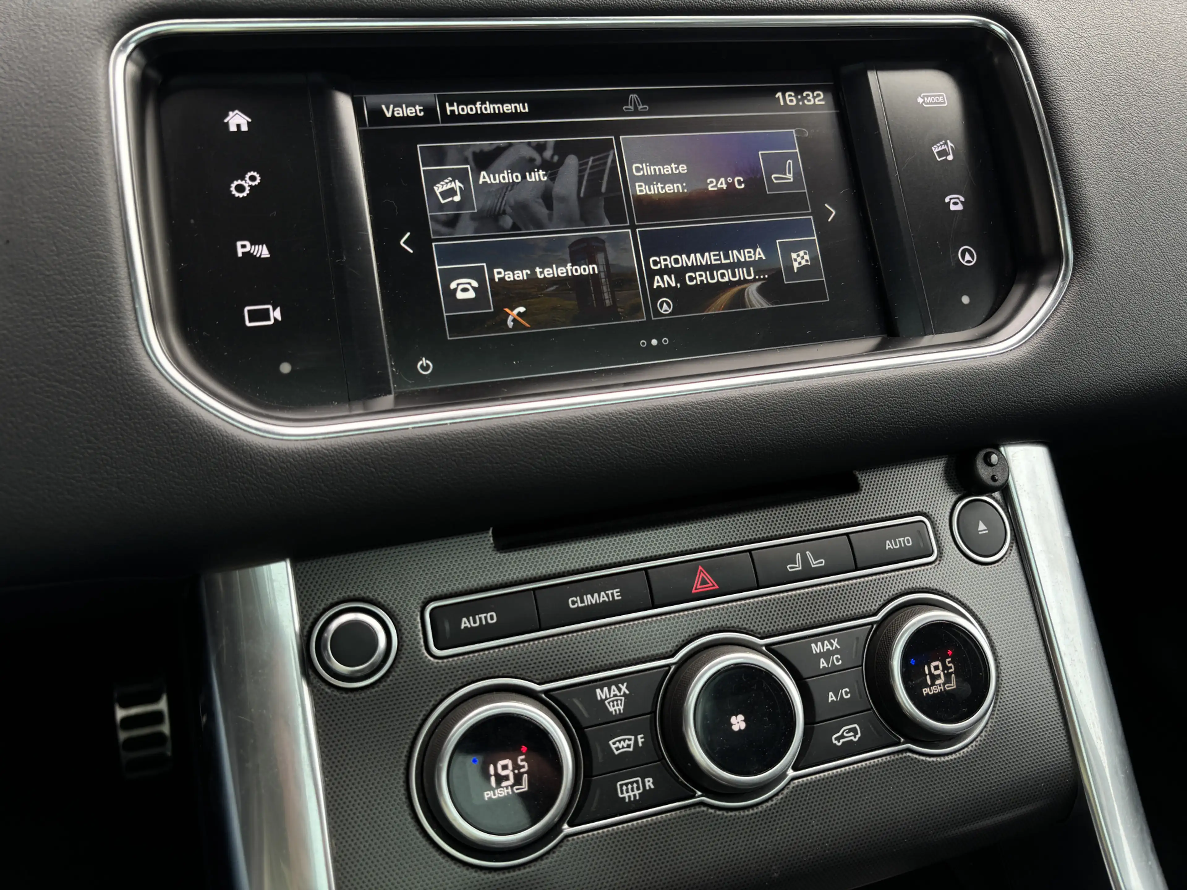 Land Rover Range Rover Sport 3.0 SDV6 Meridian Head-Up Standverwarming — photo 12