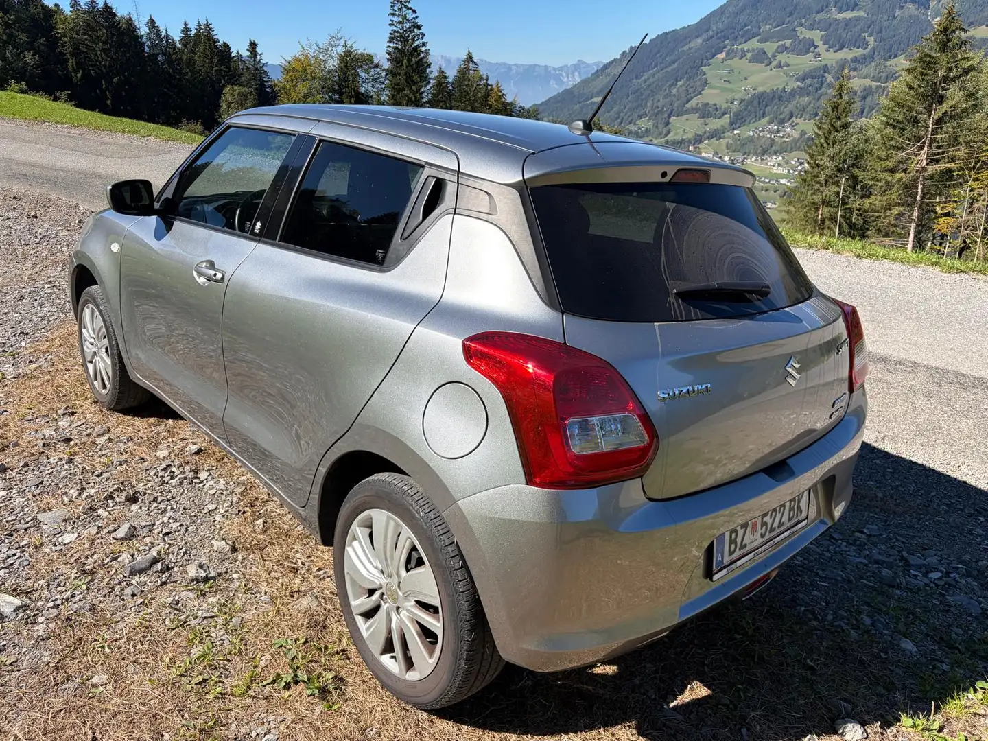 Suzuki Swift Swift 1,2 DualJet Allgrip Shine Shine Silber - 2