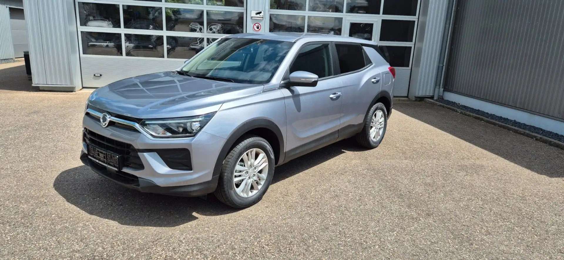 SsangYong Korando Nomad 5Jahre Garantie Stříbrná - 1