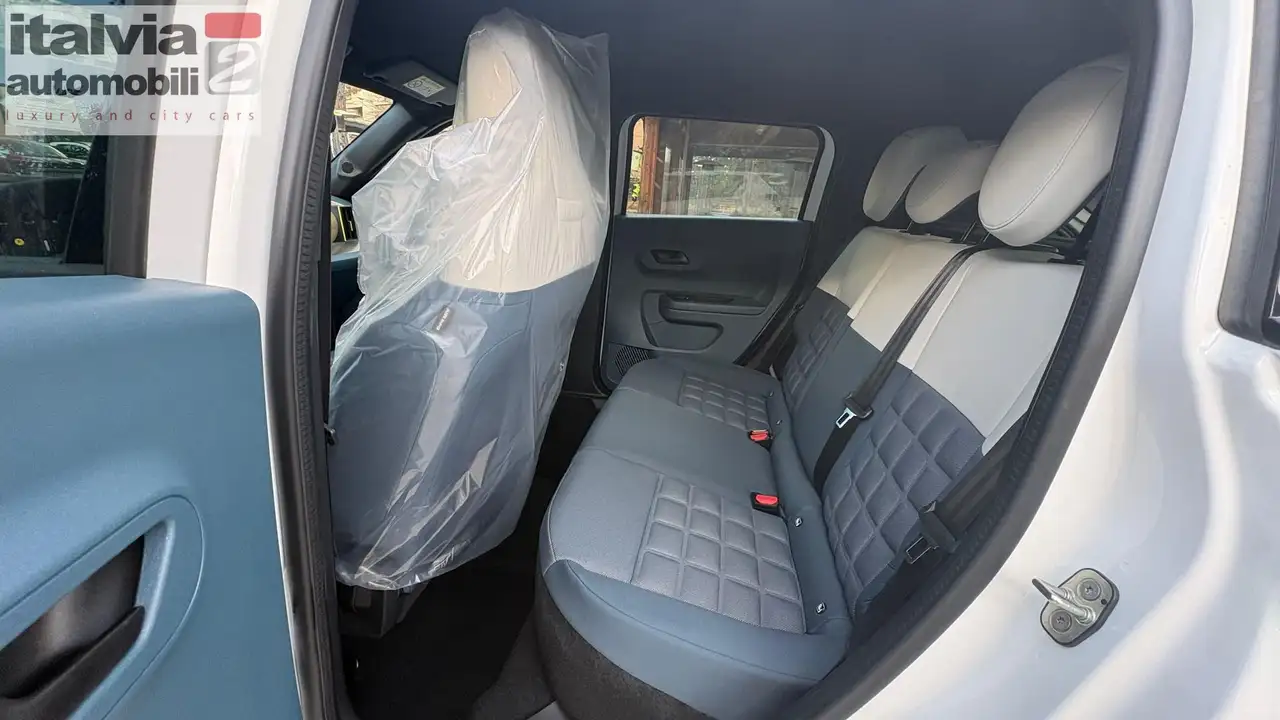 Fiat Grande Panda Hybrid La Prima 1.2 110cv 10KM 12MESI DI GARANZIA 15
