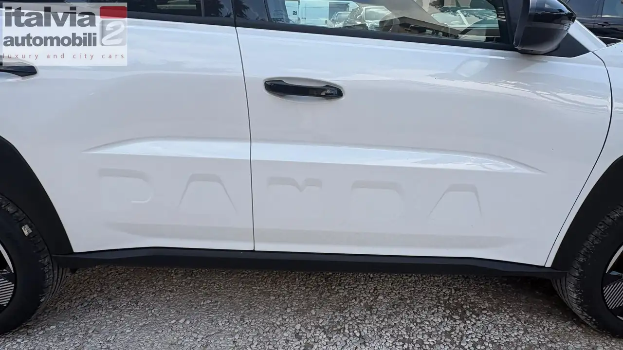 Fiat Grande Panda Hybrid La Prima 1.2 110cv 10KM 12MESI DI GARANZIA 8