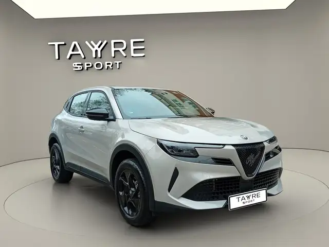 Alfa Romeo Junior Ibrida 1.2 Core 100kw eDCT6