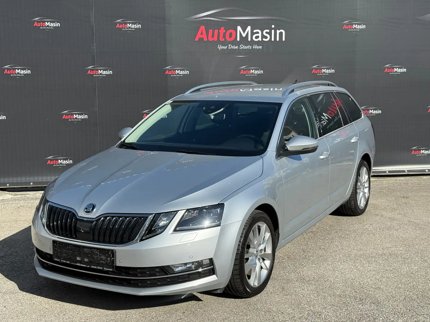 Skoda Octavia Combi 1.6 TDI Style Gris - 1