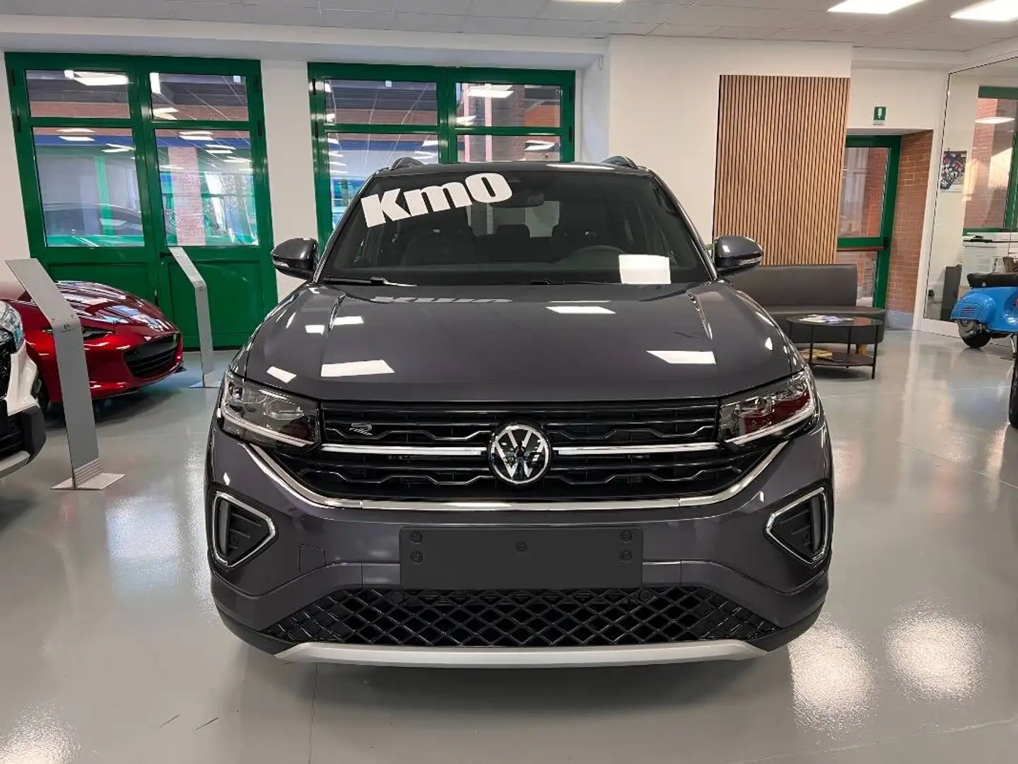 Volkswagen T-Cross 1.0 tsi R-Line Plus 115cv dsg Grijs - 2