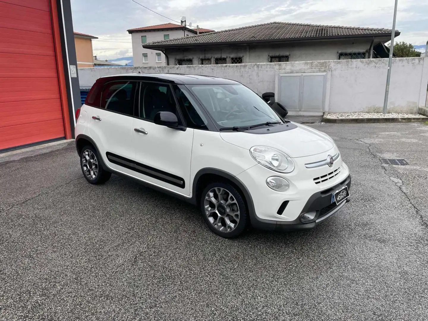Fiat 500L 1.6 Multijet 105 CV Trekking OK NEOPATENTATI Blanc - 1
