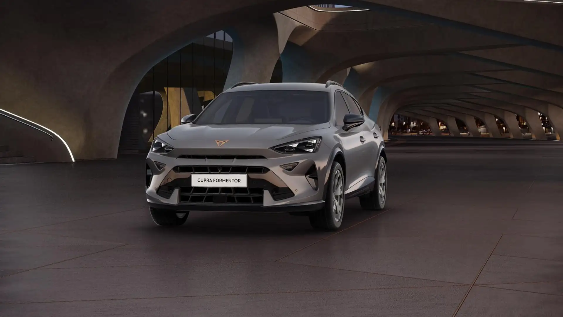 CUPRA Formentor 1.5 eTSI DSG AHK MATRIX ALLWETTER 360° Grijs - 2