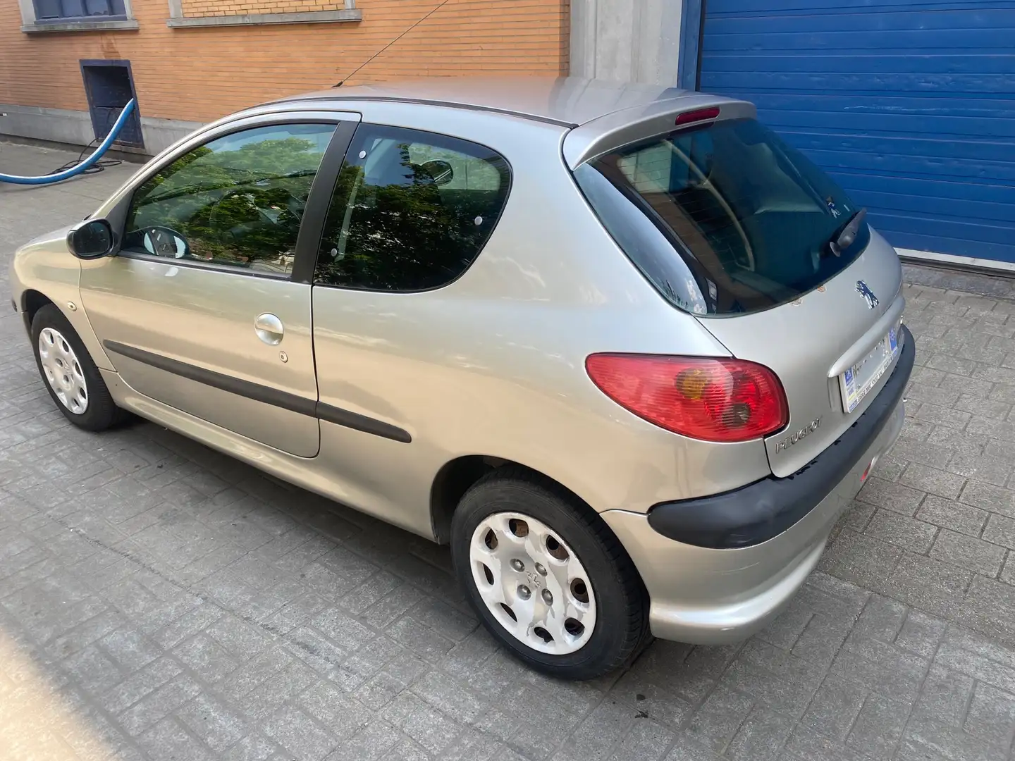 Peugeot 206 1.1i * PRETE A IMMATRICULER * Beige - 2