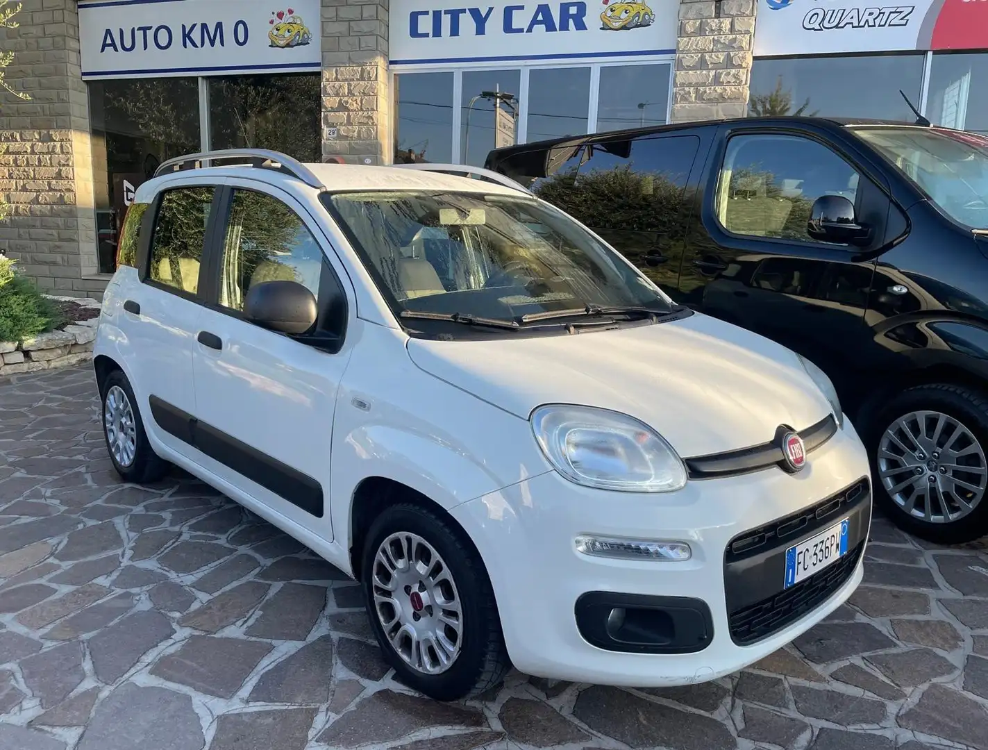 Fiat Panda Panda 1.2 easypower Gpl 69cv E6 Blanc - 1