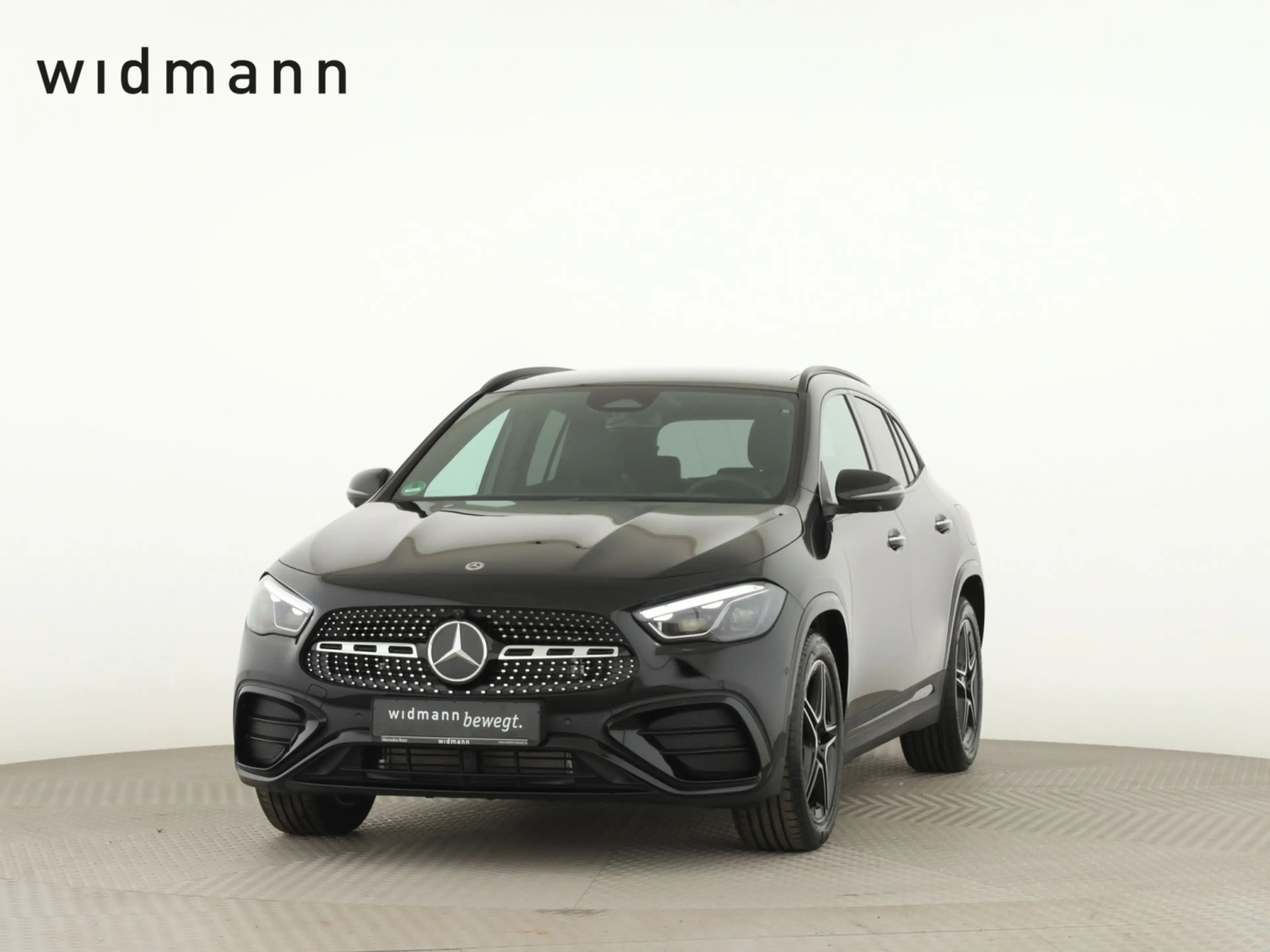 Mercedes-Benz GLA 250 4MATIC AMG*Burmester*Pano*Night*Fahrass.