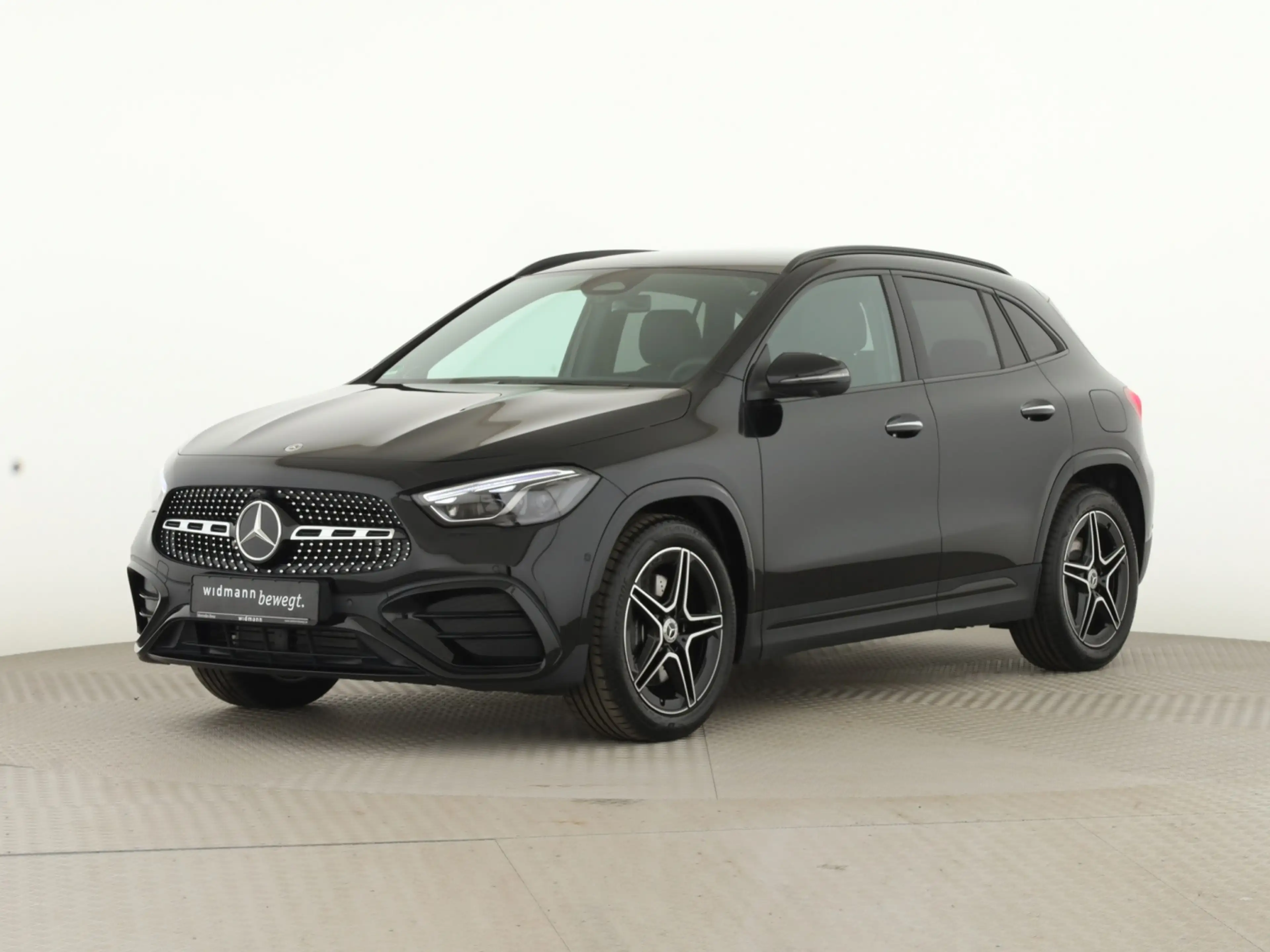 Mercedes-Benz GLA 250 4MATIC AMG*Burmester*Pano*Night*Fahrass. — photo 5