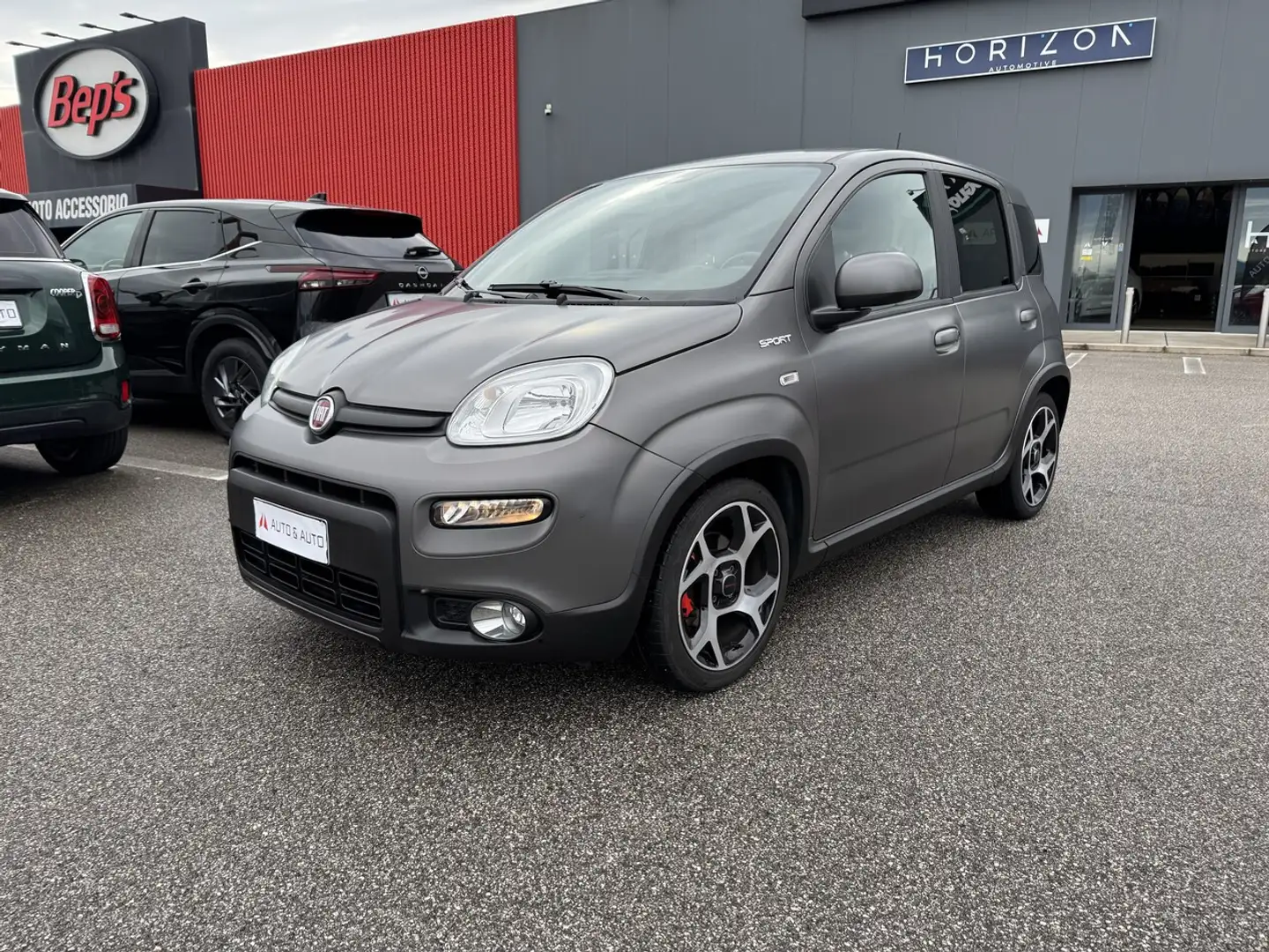 Fiat Panda 1.0 firefly hybrid Sport s&s 70cv 5p. Gris - 1