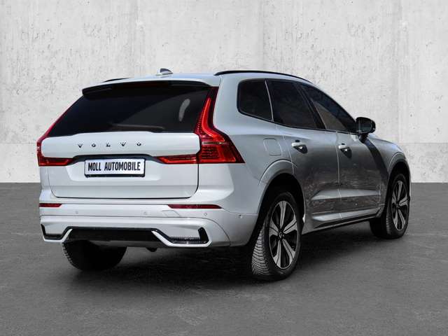 Volvo XC60 Plus Dark Recharge Plug-In Hybrid AWD T8 Twin Engi