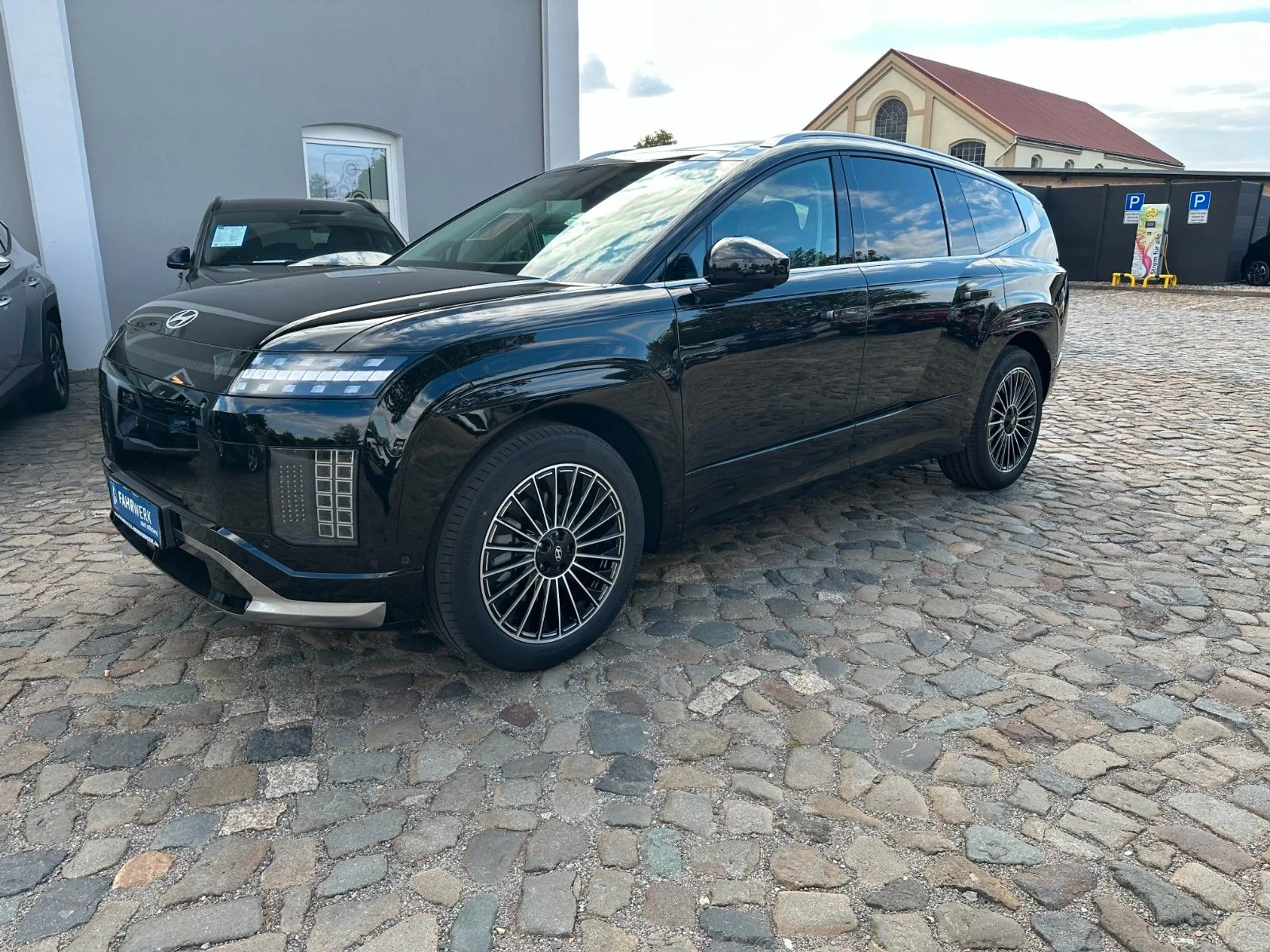 Hyundai IONIQ 9 110 kWh 4WD Calligraphy Reichw.600km — photo 2