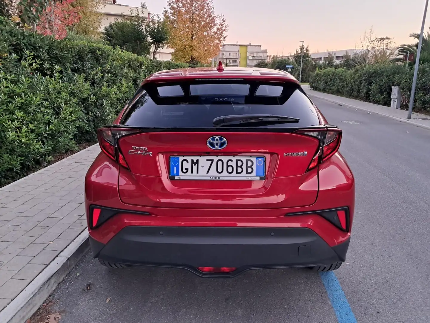 Toyota C-HR C-HR 1.8h Trend e-cvt Rosso - 1