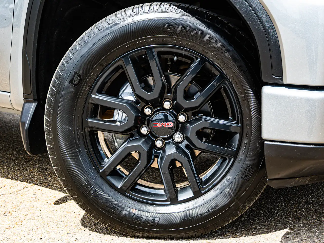 GMC Sierra 1500 снимка GMC Sierra 1500