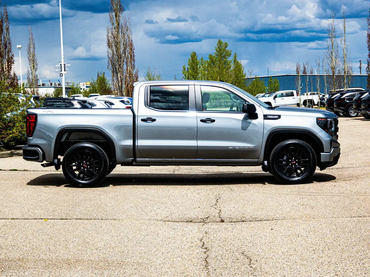 GMC Sierra 1500 снимка GMC Sierra 1500