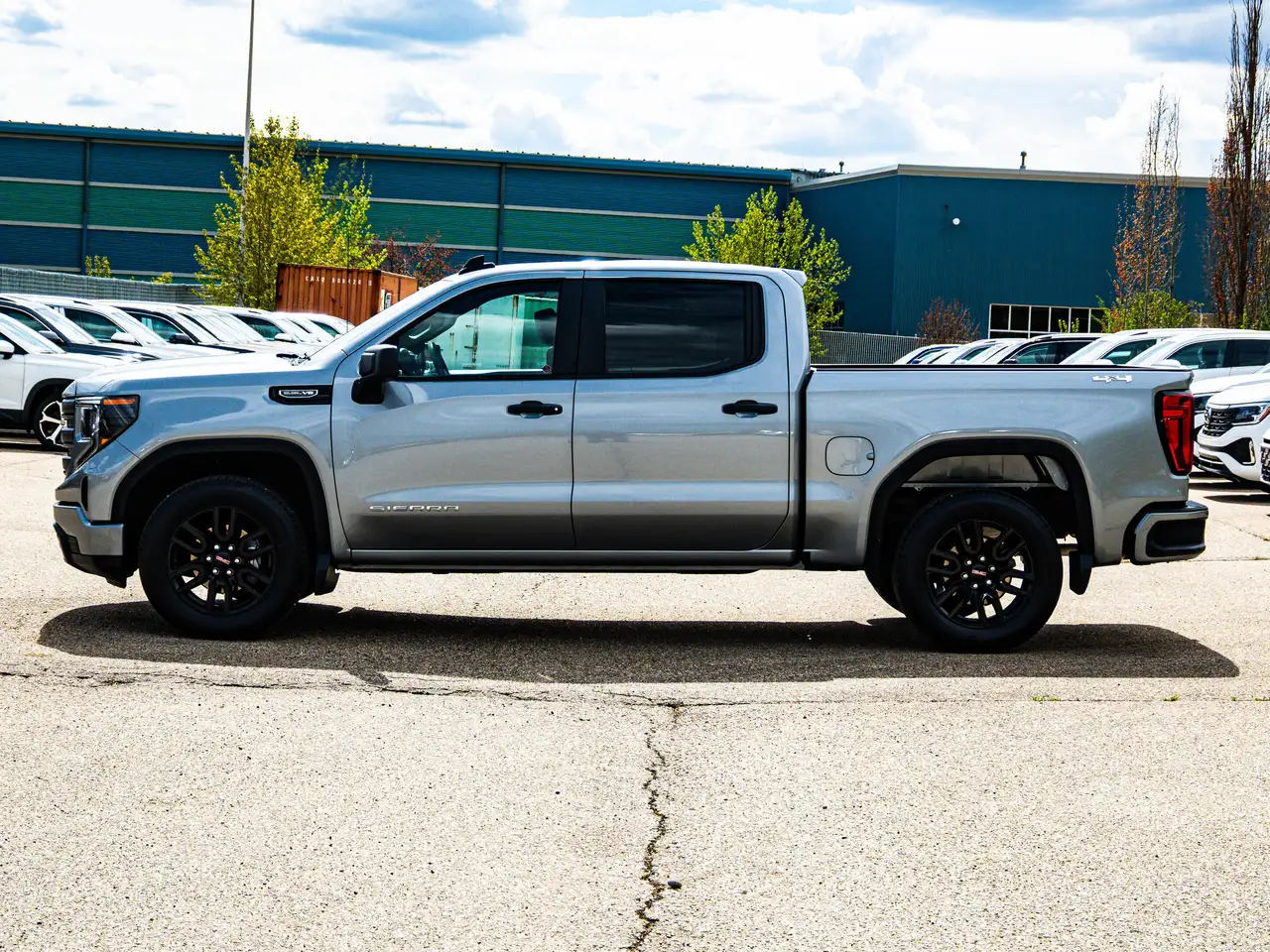 GMC Sierra 1500 снимка GMC Sierra 1500