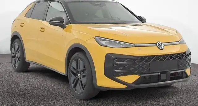 Volkswagen T-Roc view 2
