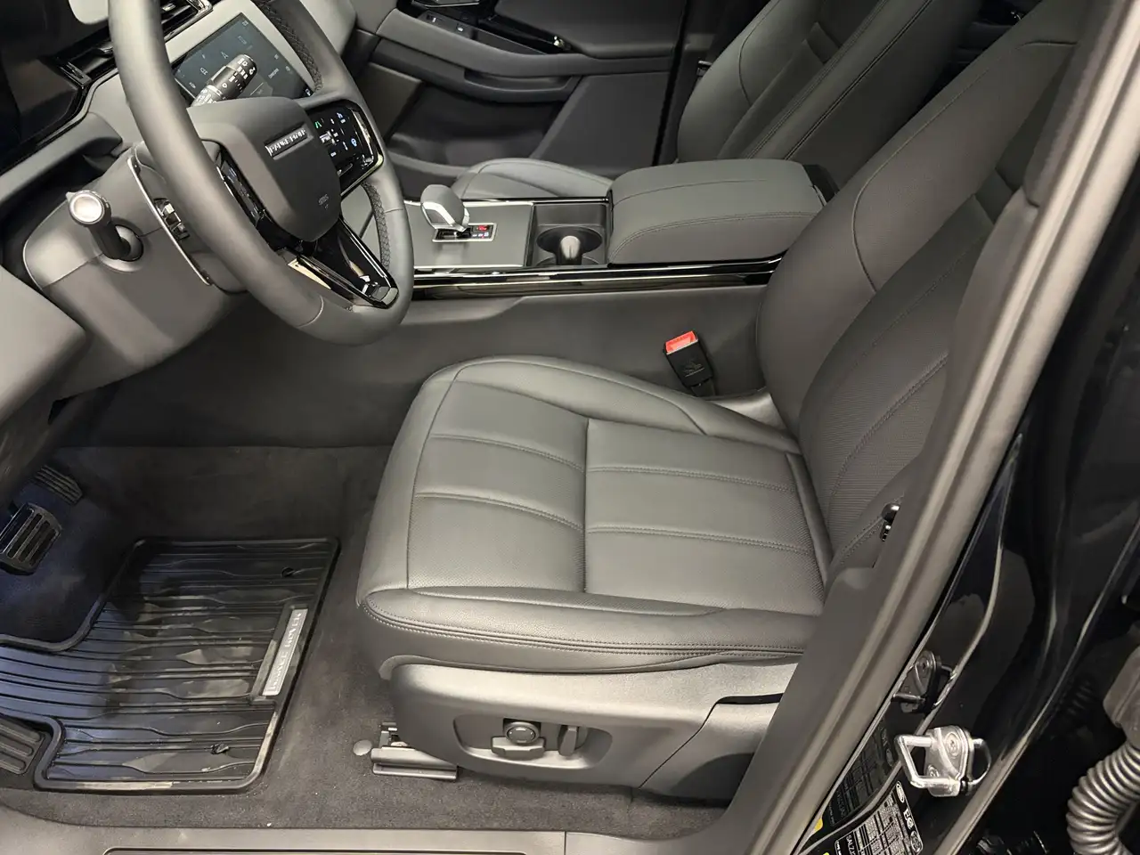 Land Rover Range Rover Evoque photo Land Rover Range Rover Evoque